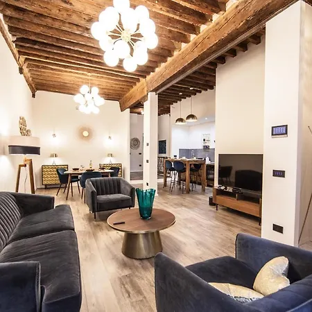 Apartment Historic Center Luxury Lucca